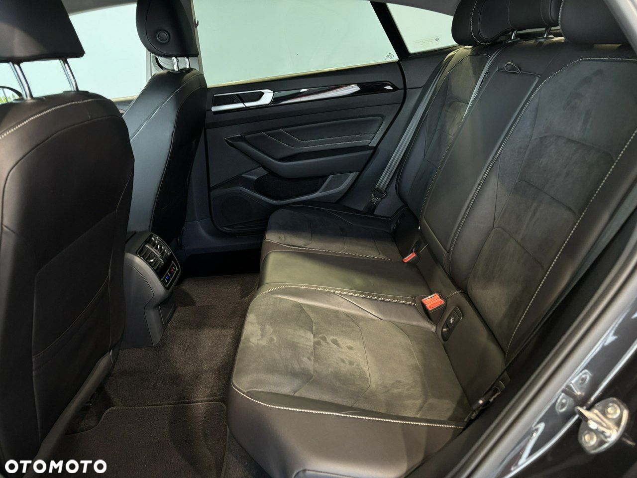 Volkswagen Arteon - 14