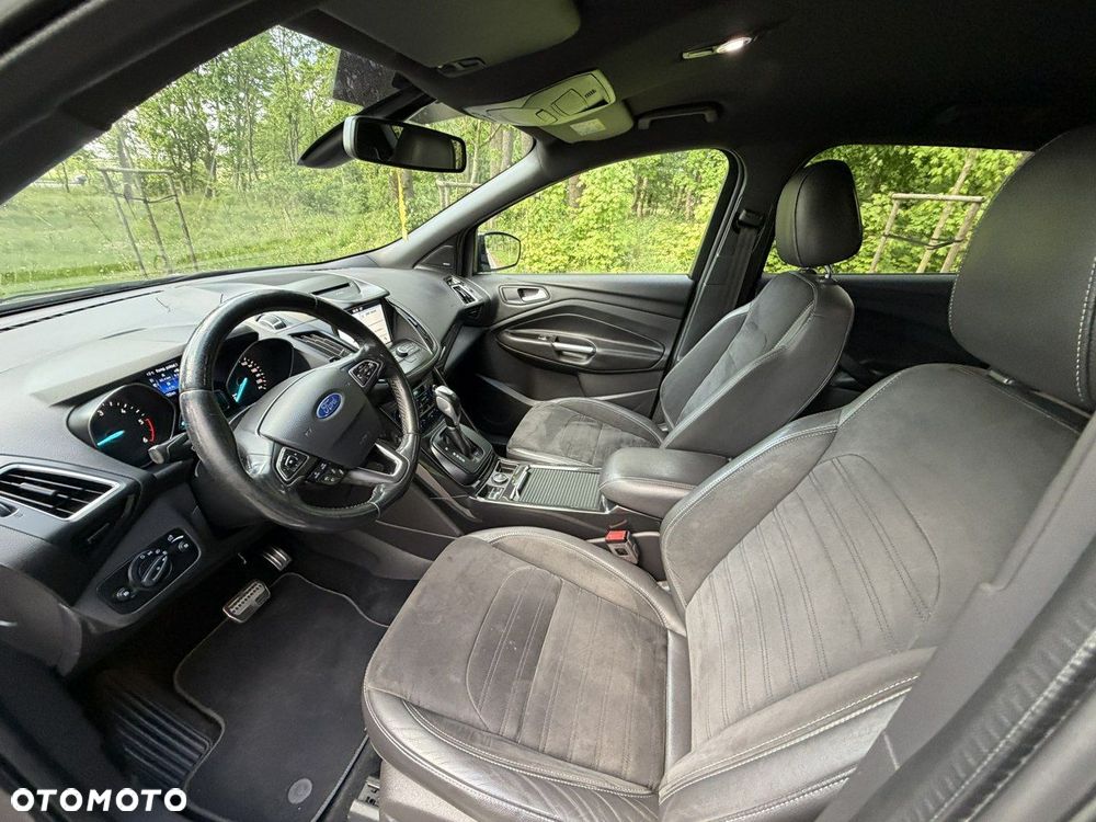 Ford Kuga - 21