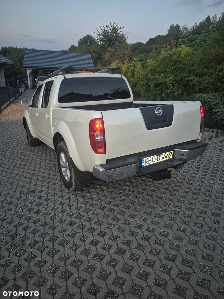 Nissan Navara 2.5 D LE - 3