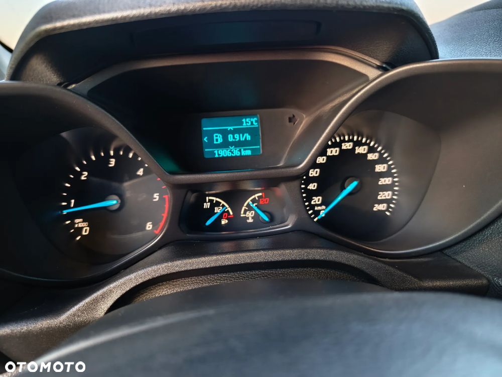 Ford Tourneo Connect Gr 1.5 TDCi Titanium - 24