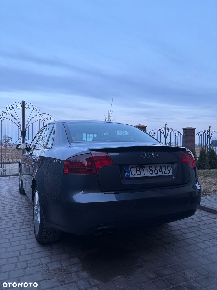 Audi A4 Limousine 2.0 TDI - 10