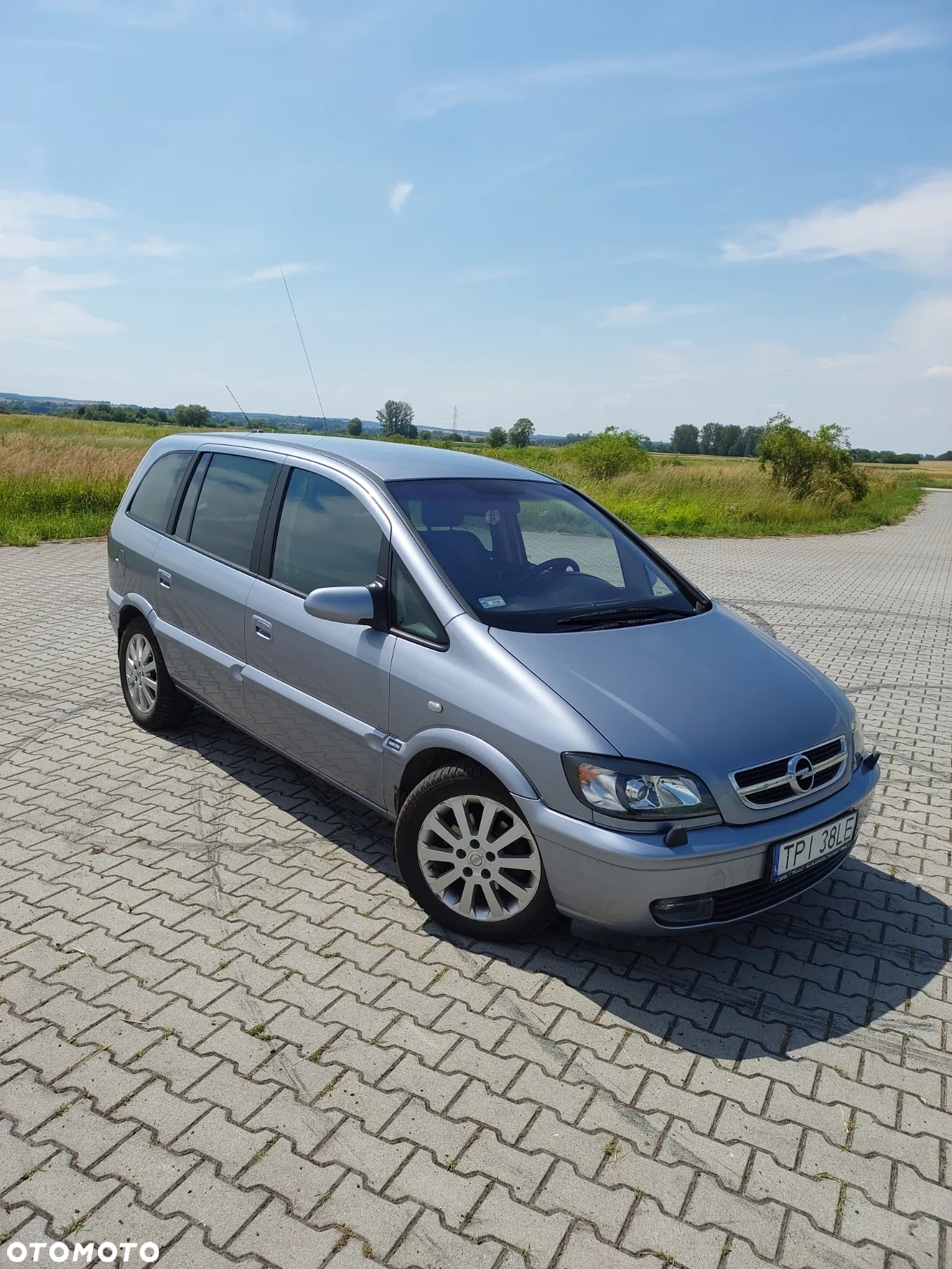 Opel Zafira 2.2 DTI Elegance - 3