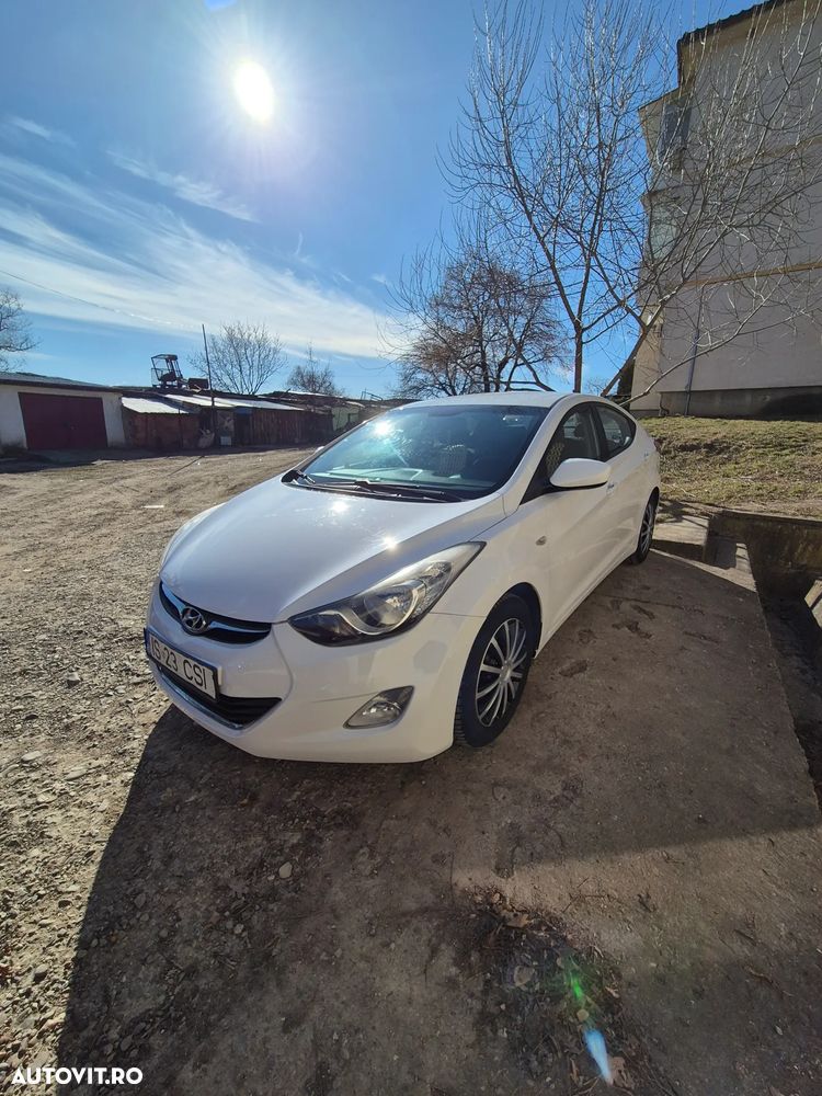 Hyundai Elantra 1.6 MPi Highway Heat+ - 1