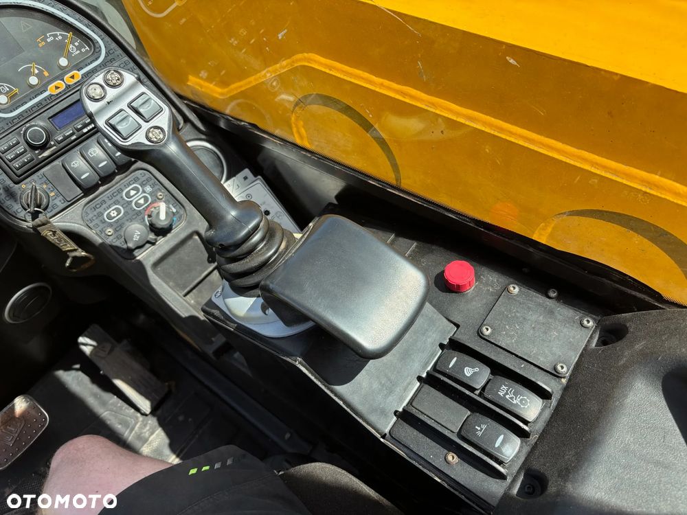 JCB 531-70 AGRI Super - 22