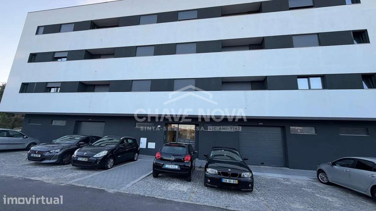 Apartamento T1+1 em Pedroso - Grande imagem: 2/15