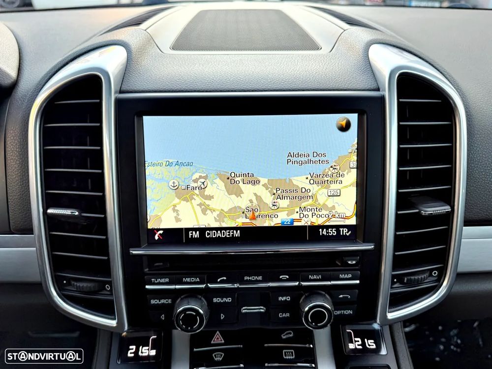 Porsche Cayenne S Hybrid - 18