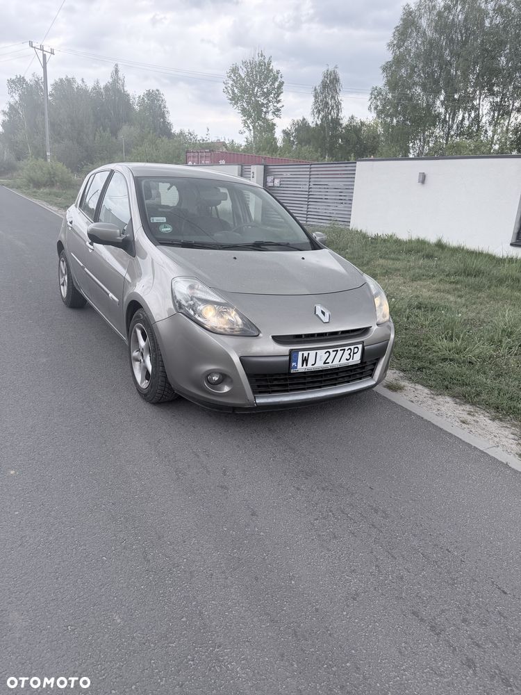Renault Clio - 2