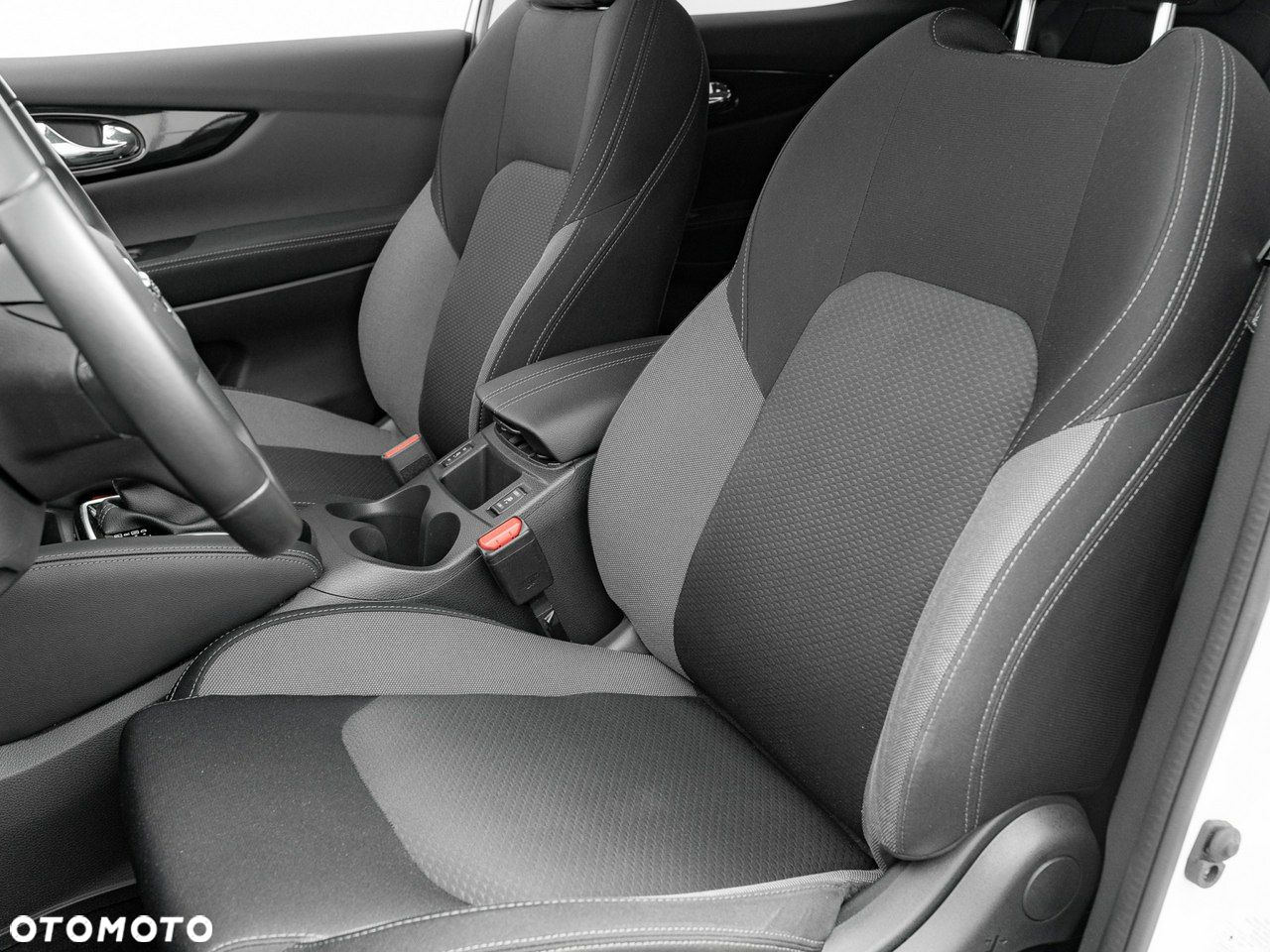 Nissan Qashqai - 15