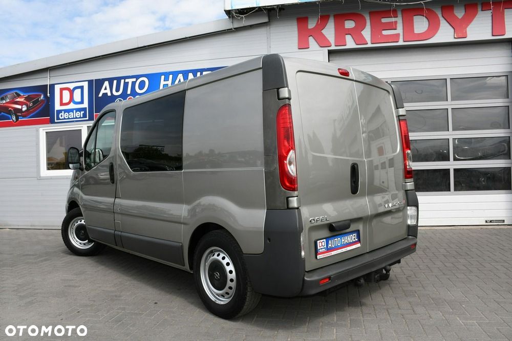 Opel Vivaro - 9