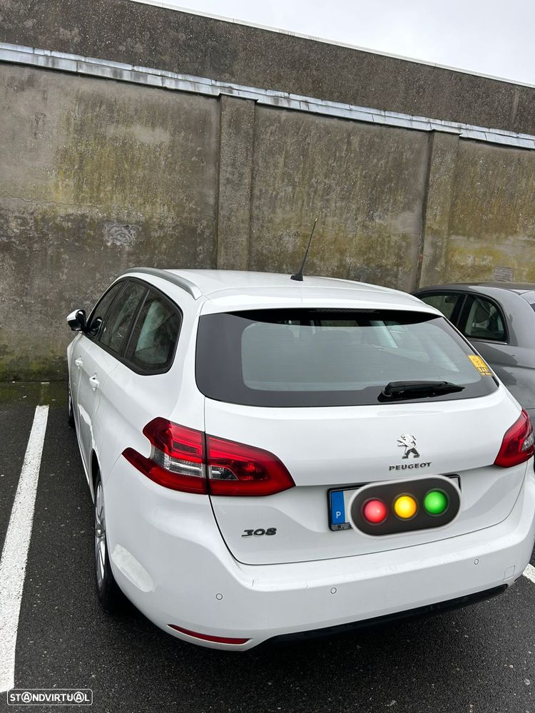 Peugeot 308 SW 1.5 BlueHDi GT EAT8 - 6