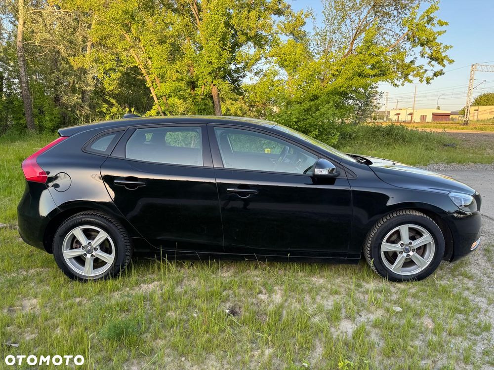 Volvo V40 D2 Momentum - 5