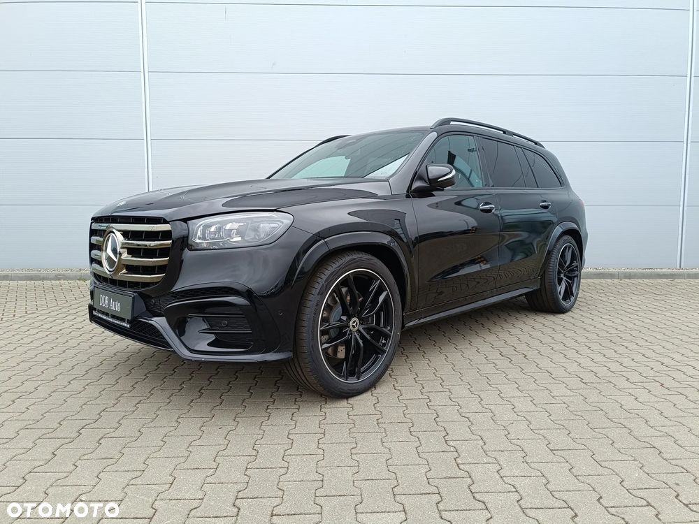 Mercedes-Benz GLS - 1