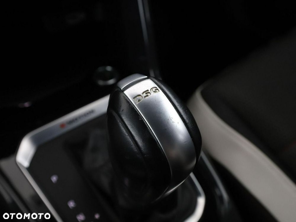 Volkswagen T-Roc 2.0 TSI 4Motion DSG Sport - 29