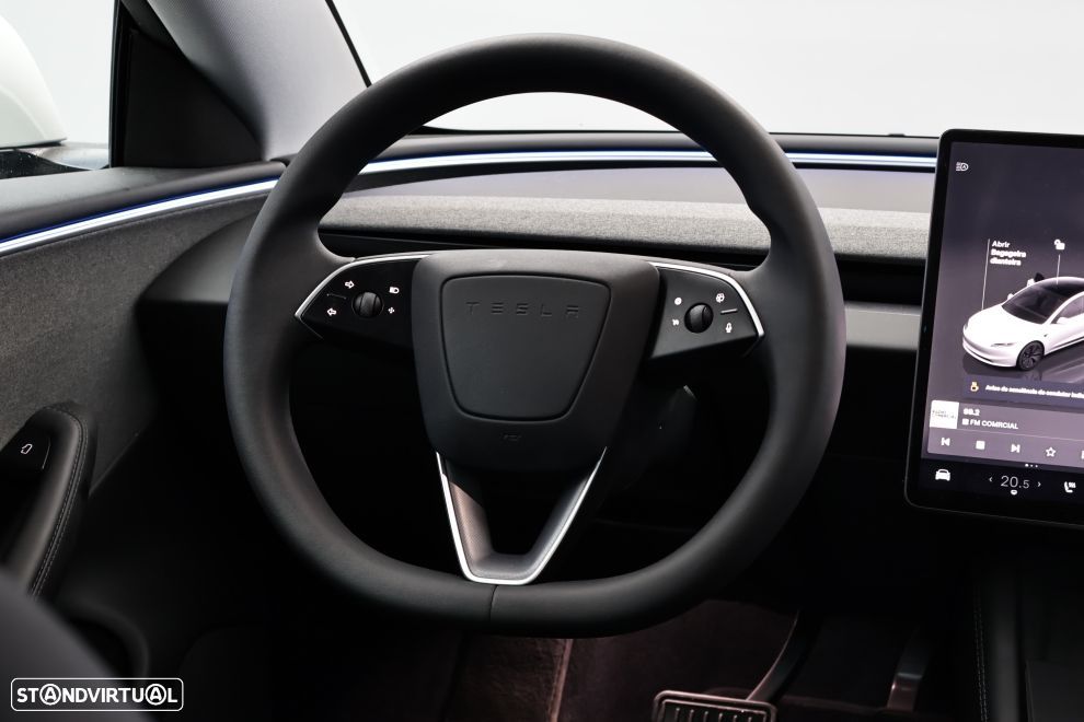 Tesla Model 3 Tração Traseira Standard - 19