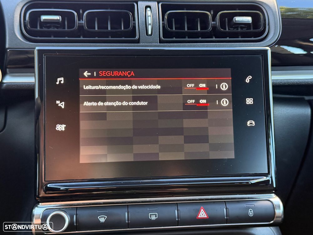 Citroën C3 1.2 PureTech Shine - 25