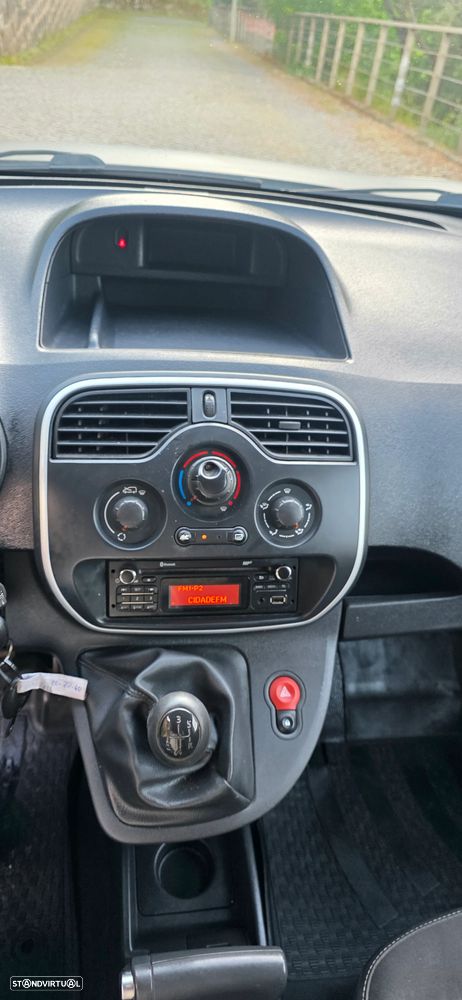 Renault Kangoo maxi Dci - 12