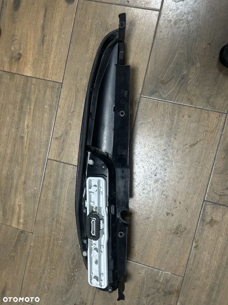 Lampa Prawa Prawy Tył  LIFT MERCEDES Viano W639 a6398201564 ORG - 3