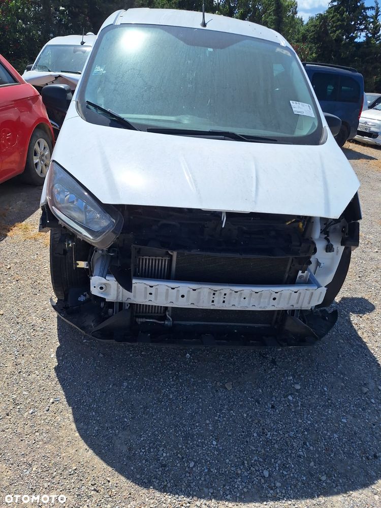 Ford Transit courier - 2