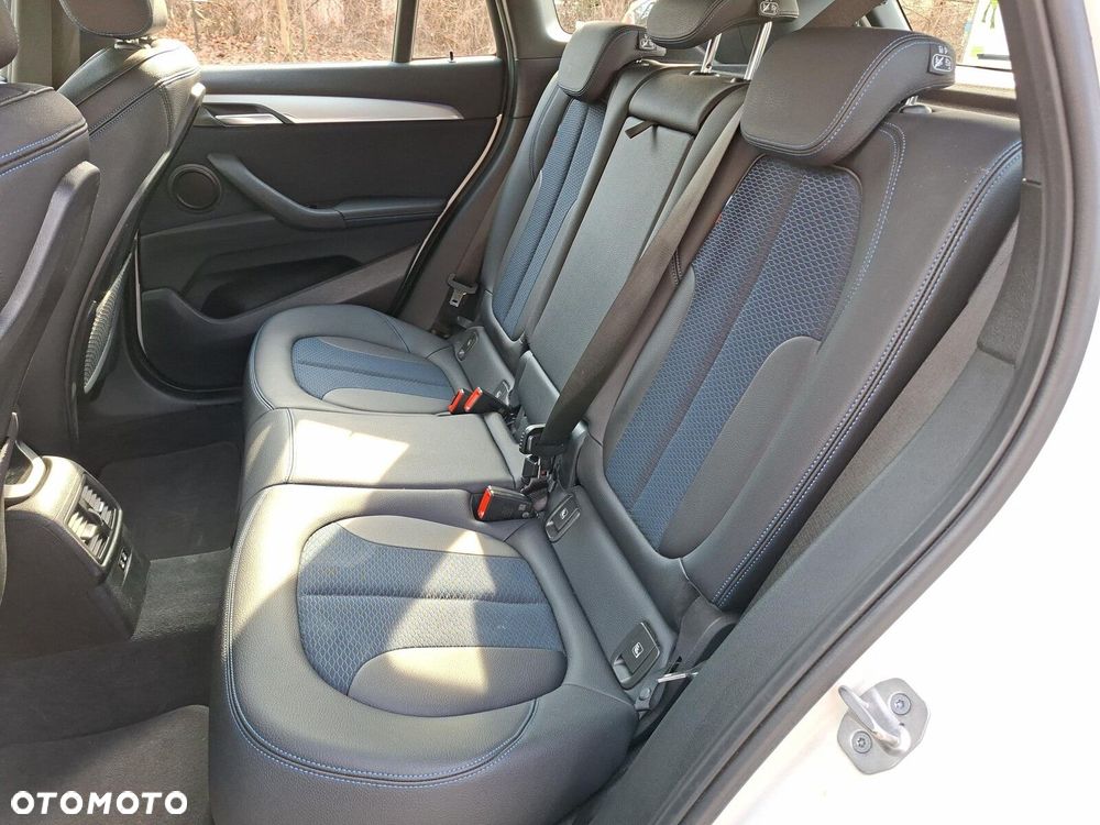 BMW X1 sDrive18i M Sport sport - 21