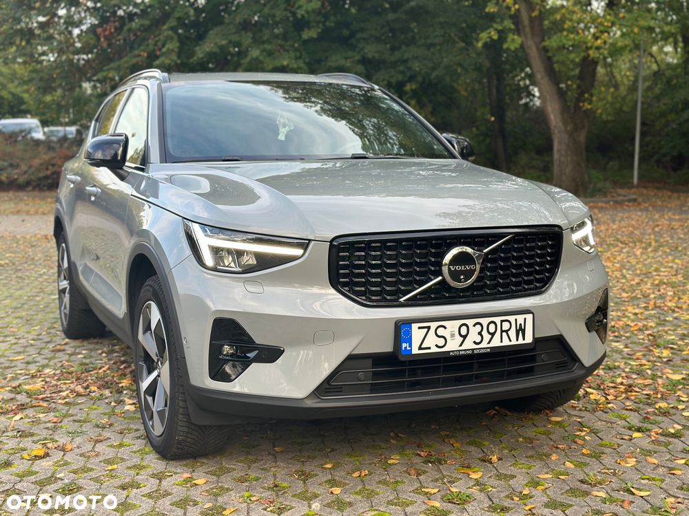 Volvo XC 40 B3 Ultimate Dark - 4