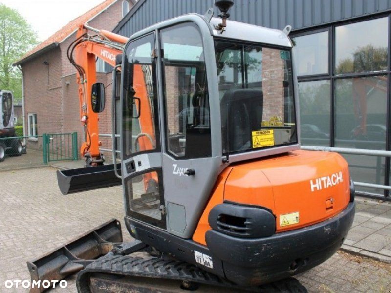 Hitachi ZX30 Mini koparka , 2006 - 5
