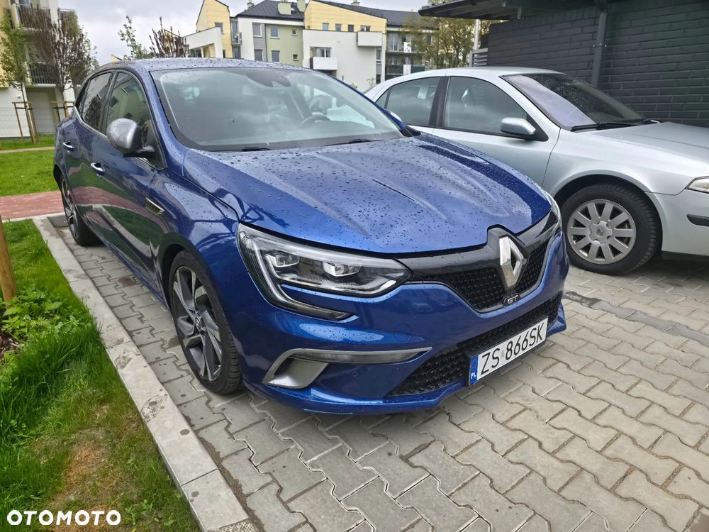 Renault Megane ENERGY TCe 205 EDC GT - 2