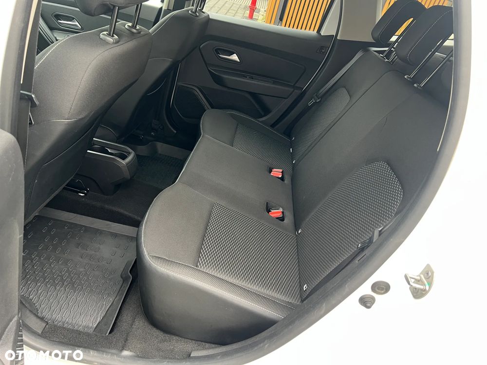 Dacia Duster 1.6 SCe Comfort - 28