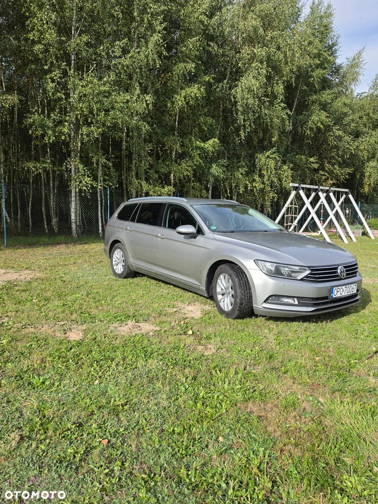 Volkswagen Passat 2.0 TDI SCR DSG Comfortline - 5