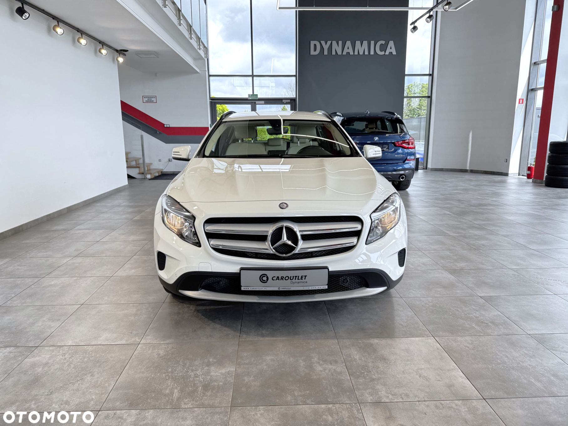 Mercedes-Benz GLA - 4