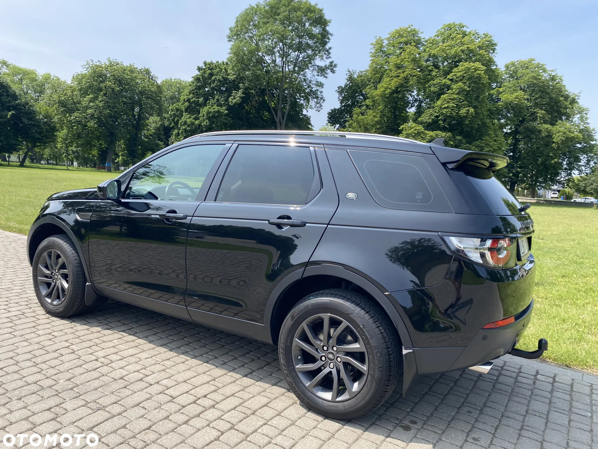 Land Rover Discovery Sport 2.0 D150 R-Dynamic SE - 8