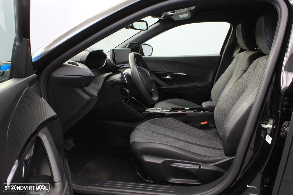 Peugeot 2008 - 23