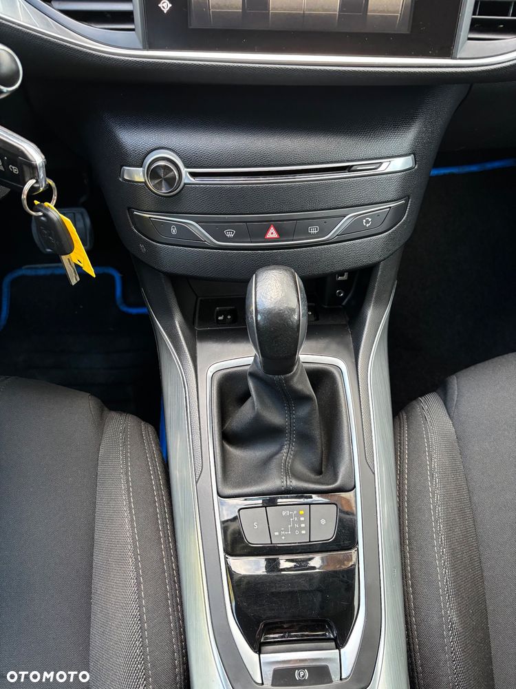 Peugeot 308 BlueHDi FAP 150 EAT6 Stop & Start Allure - 31