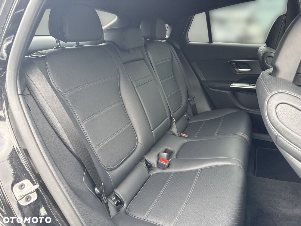 Mercedes-Benz GLC - 23