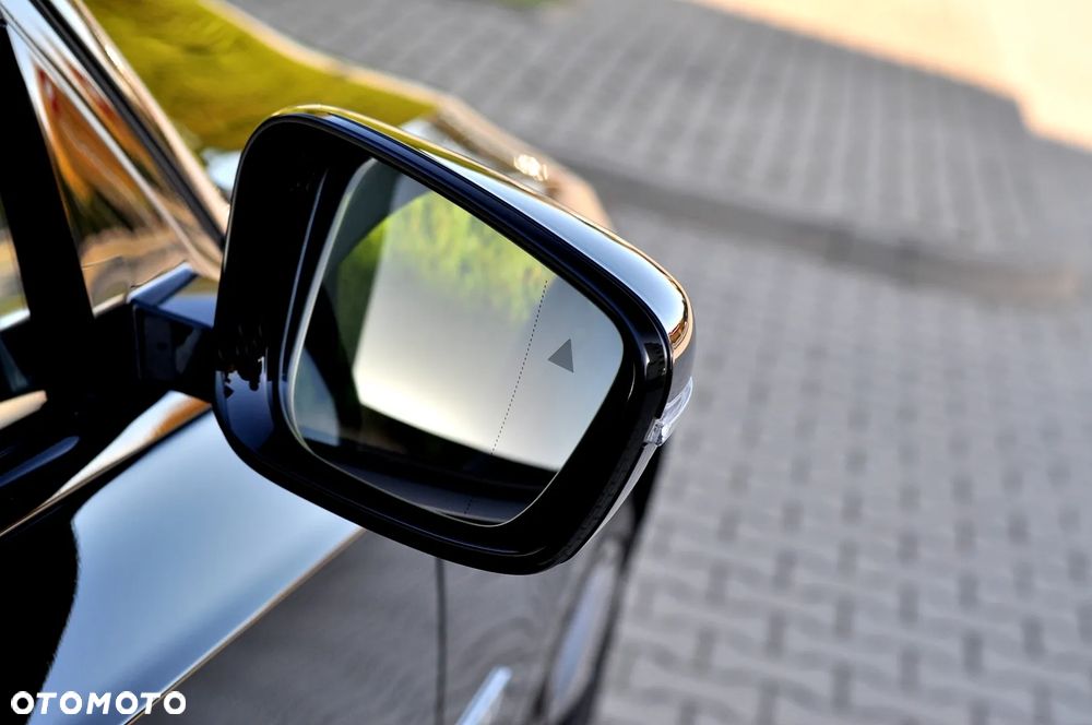 BMW Seria 3 330e xDrive M Sport - 40