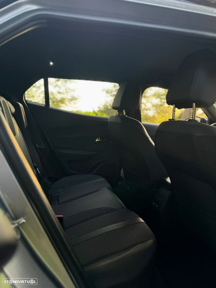 Peugeot 2008 PureTech 130 Allure Pack - 14