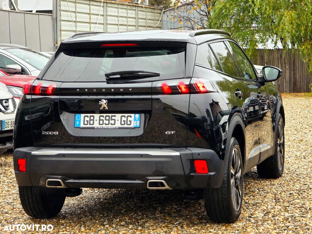 Peugeot 2008 PureTech 155 EAT8 GT - 13