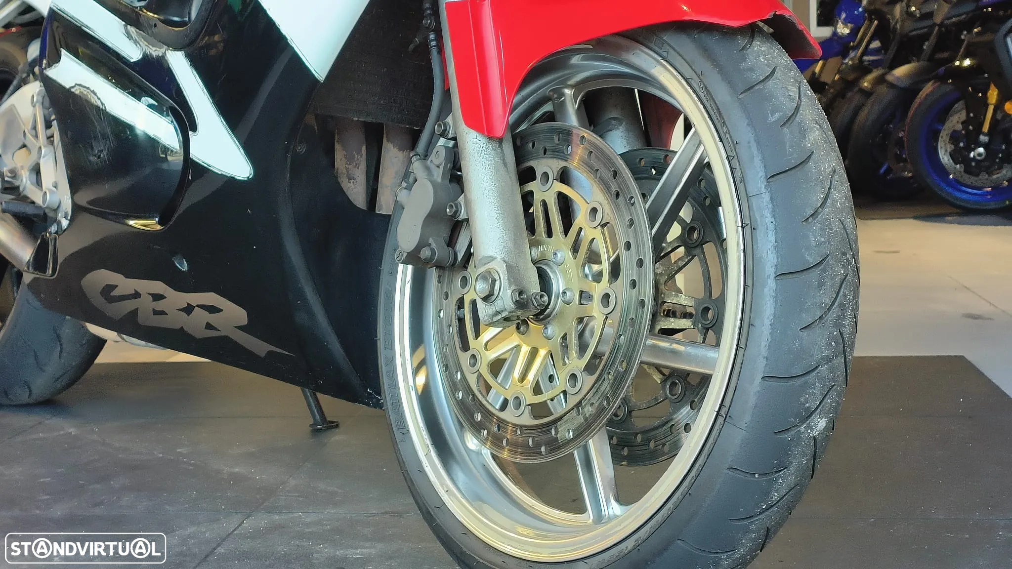 Honda CBR 600F - 4