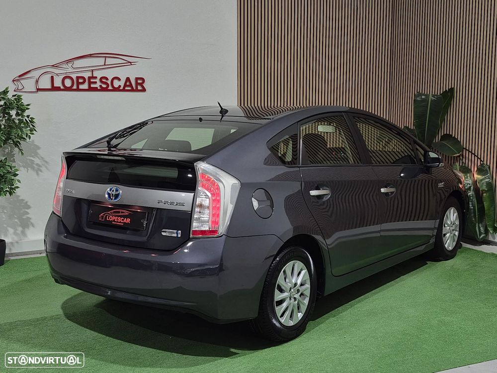 Toyota Prius 1.8 Plug-In Pack Premium - 6