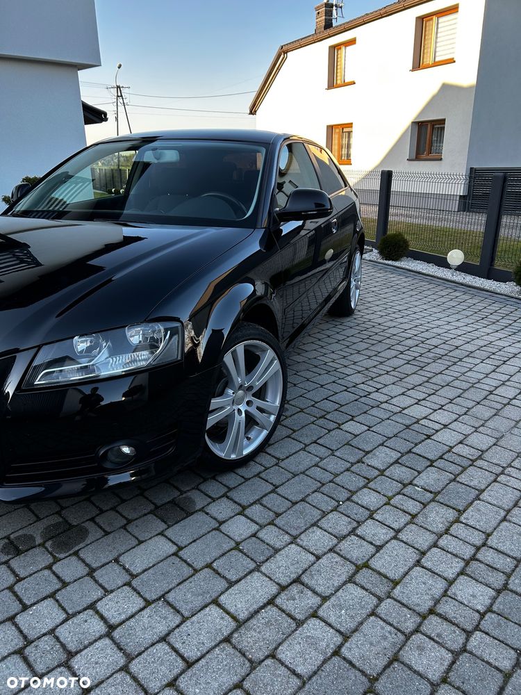 Audi A3 3-drzwiowe 1.6 Attraction - 3