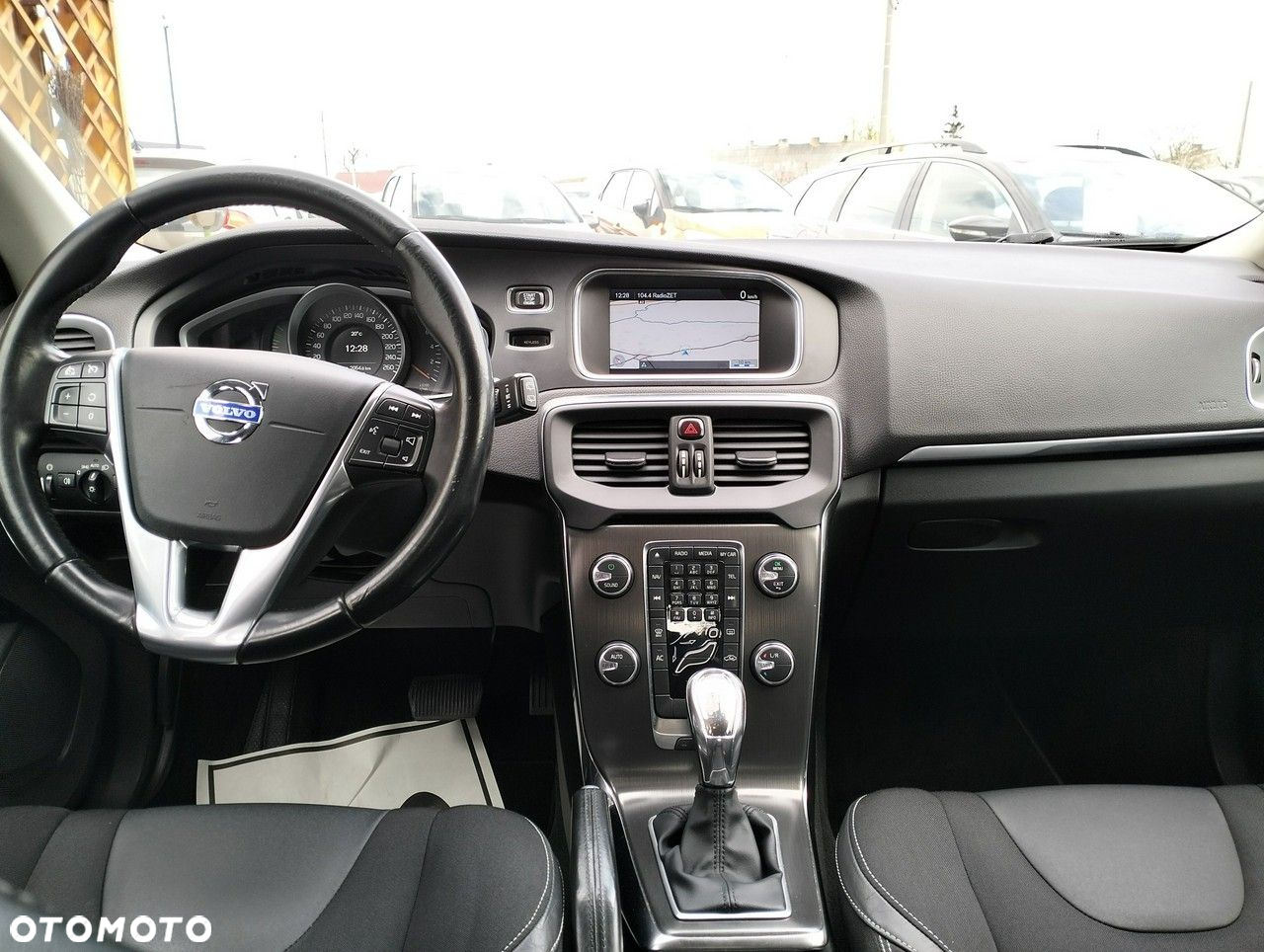 Volvo V40 - 11