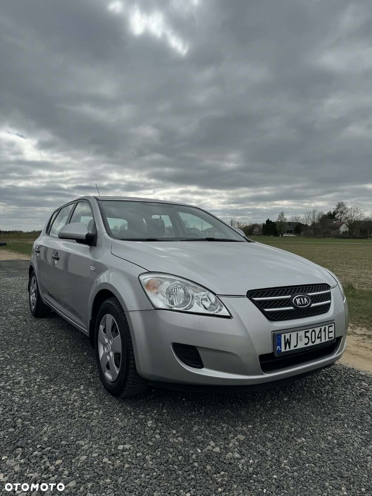 Kia Ceed 1.6 Crdi Comfort - 21