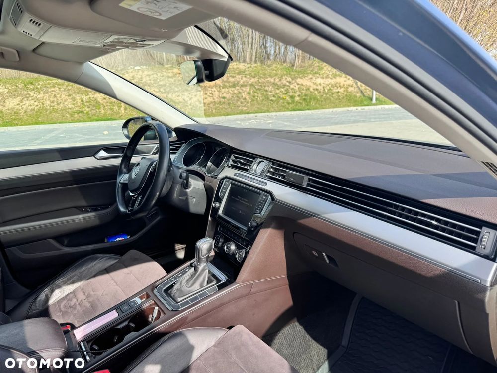 Volkswagen Passat Variant 1.8 TSI BMT Highline DSG - 12