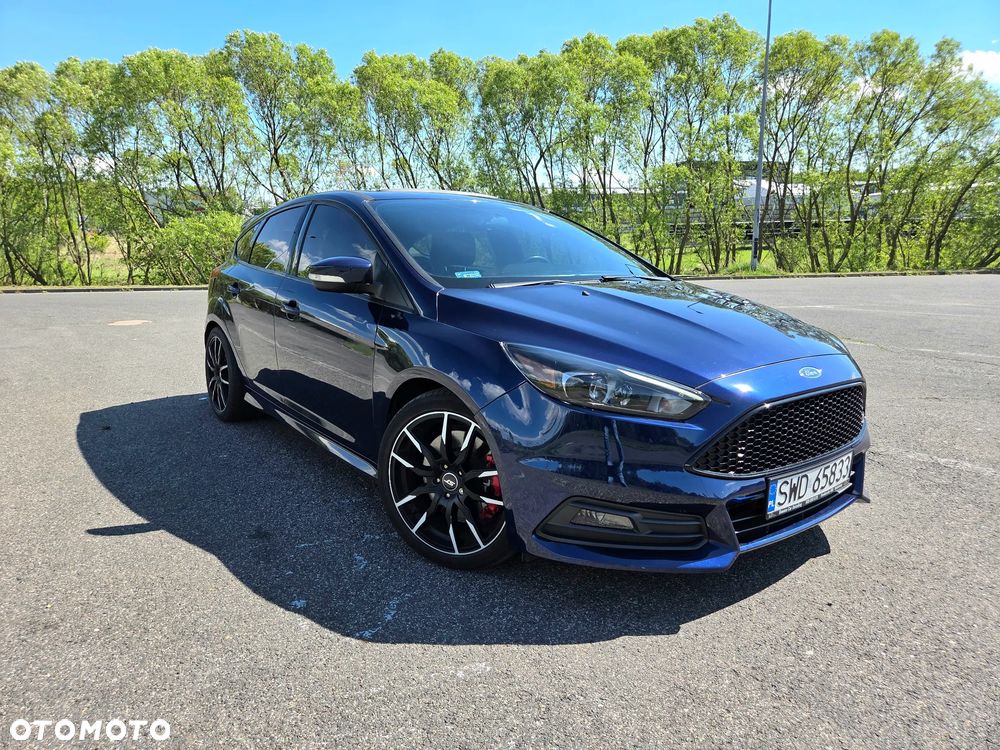 Ford Focus 2.0 EcoBoost ST-2 - 1