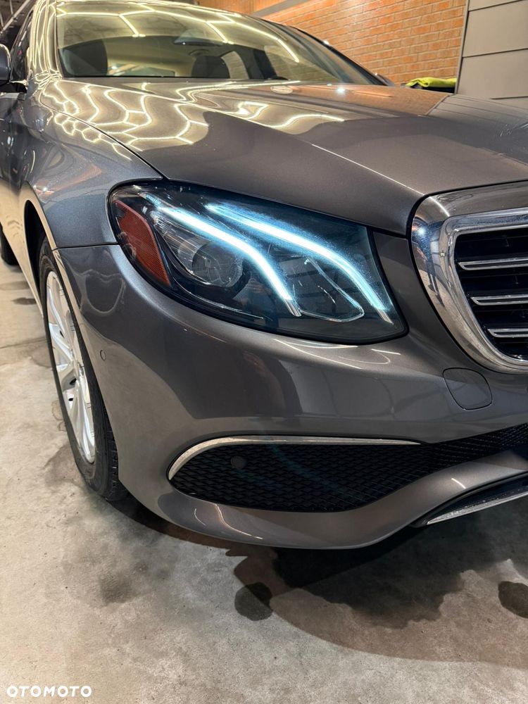 Mercedes-Benz Klasa E - 4