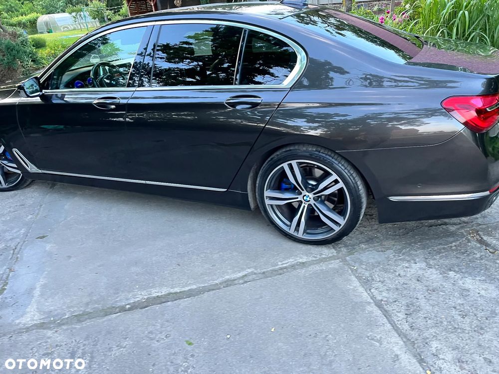BMW Seria 7 730d xDrive - 9