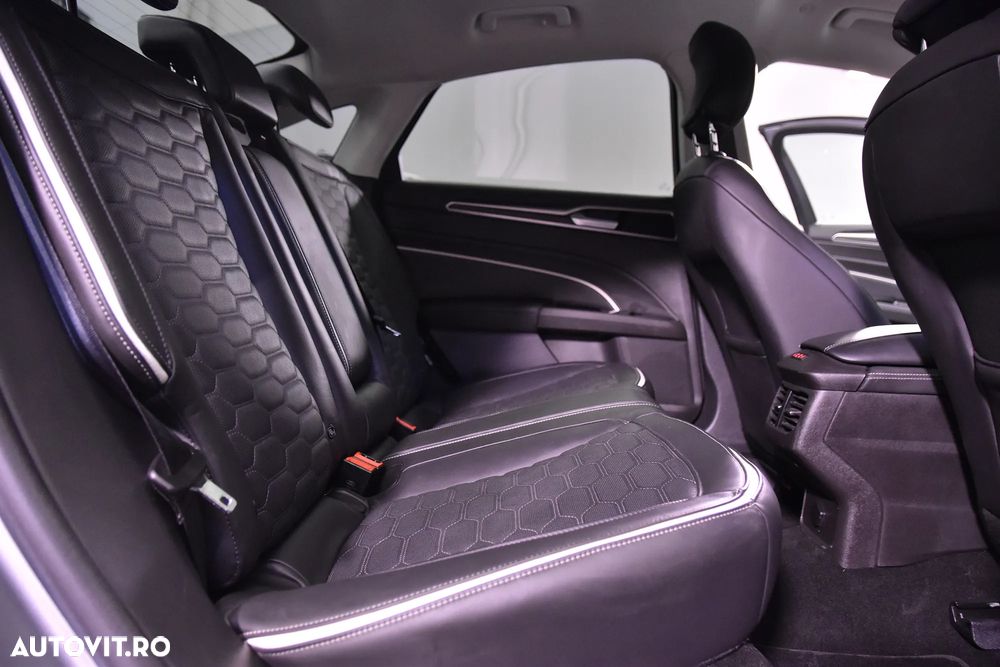 Ford Mondeo 2.0 HEV Vignale - 12