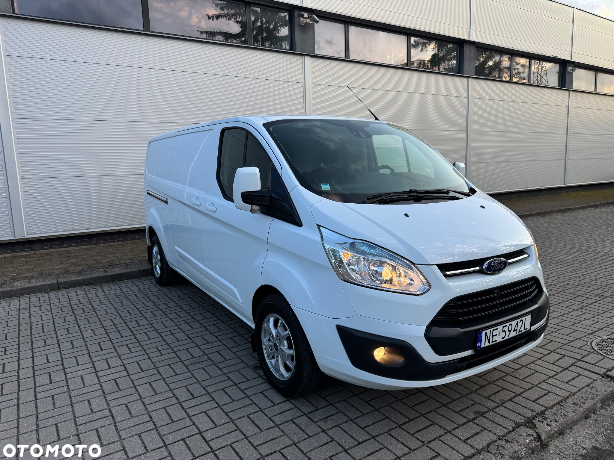 Ford Transit Custom - 8