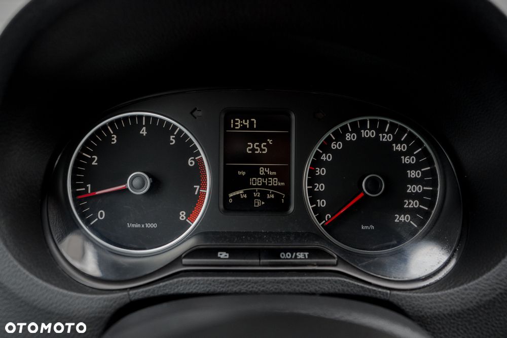 Volkswagen Polo 1.4 Highline - 18