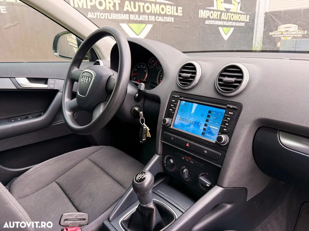 Audi A3 1.6 Sportback Ambiente - 18
