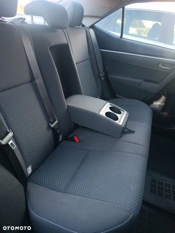 Toyota Corolla 1.6 Prestige - 11